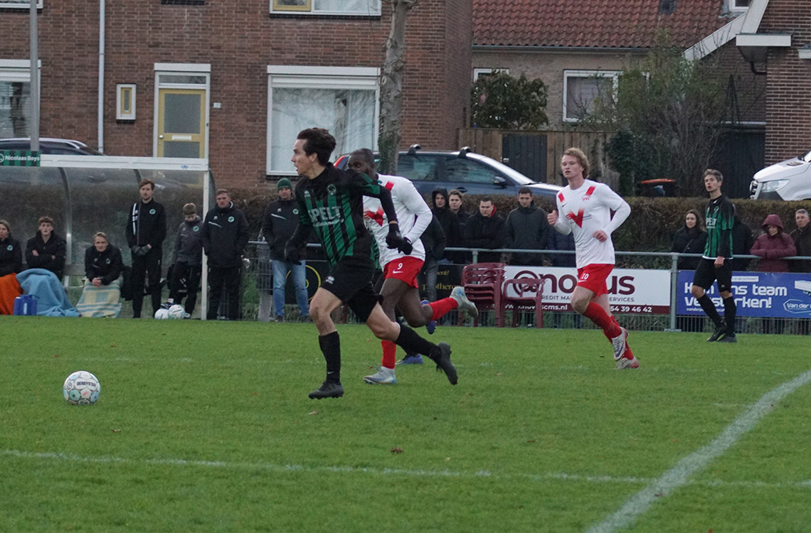 Stijdend Nicolaas Boys wint in slotminuut van Linschoten