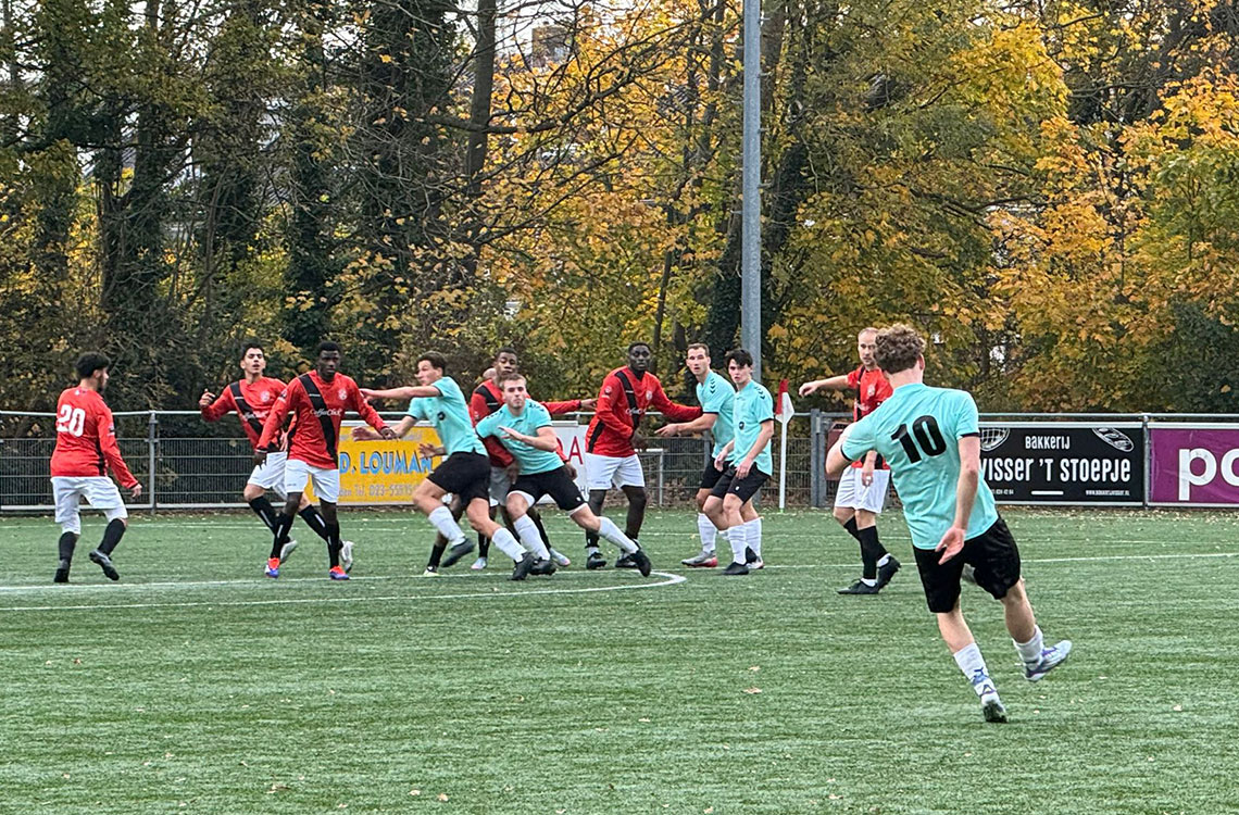 Spectaculair gelijkspel SV Nieuwkoop op bezoek bij SCPB ’22